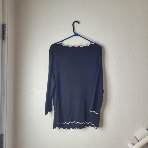 Roz & Ali Scalloped Edge Black Blouse - Picture 5 of 6